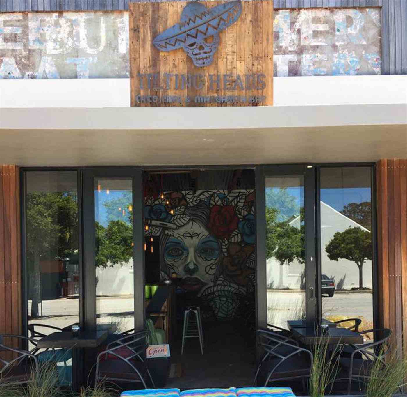 Tilting Heads Taco Cafe & Margarita Bar