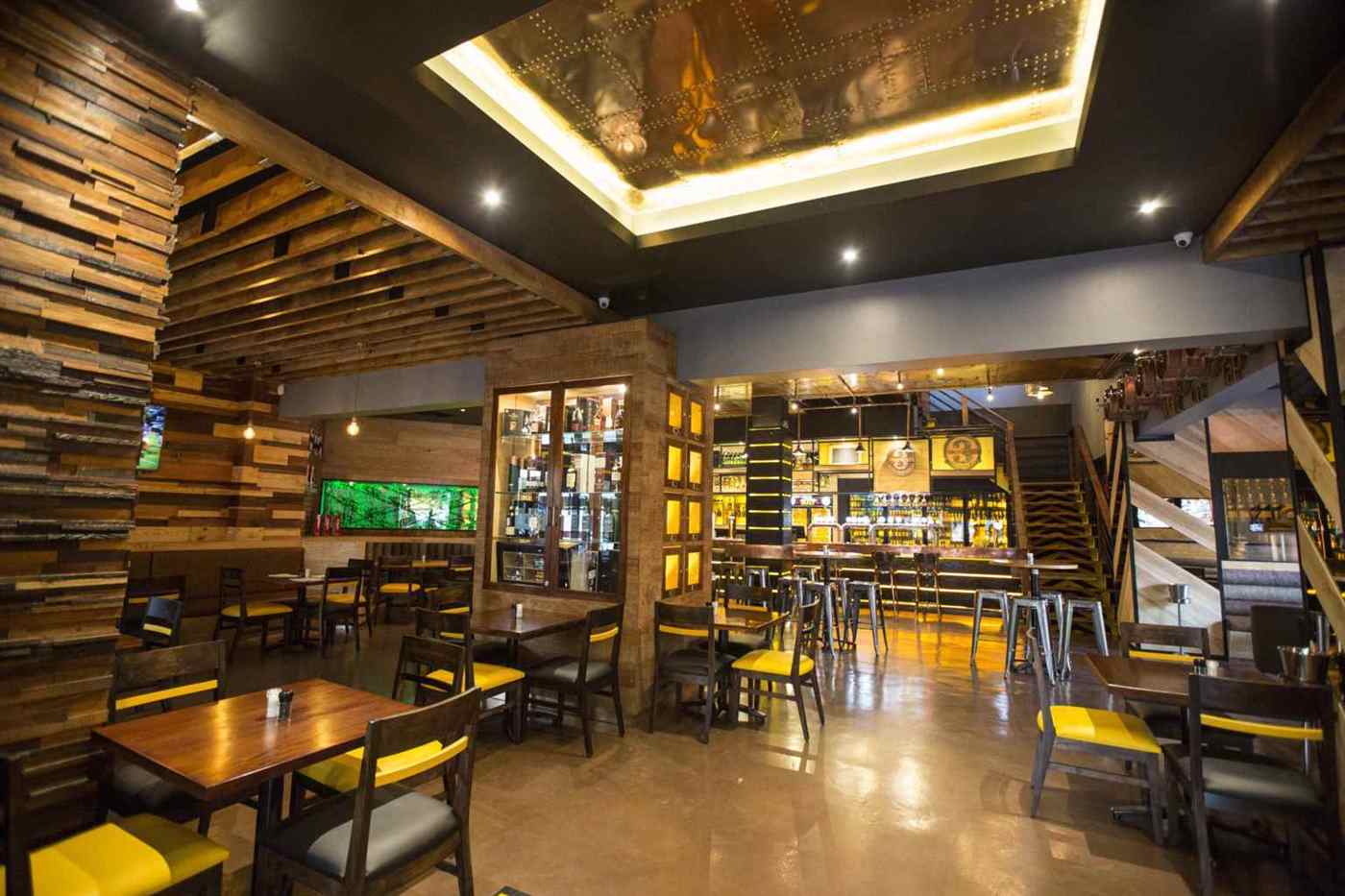 Malt Bar & Grill Silver Oaks